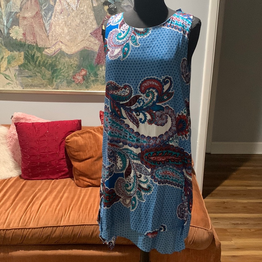 Lightweight Layered Asymmetrical Sleeveless Dress